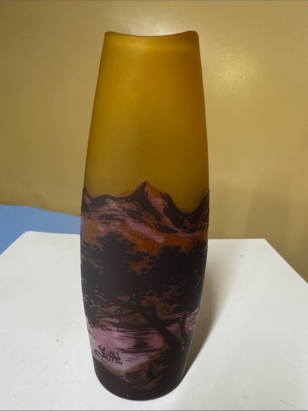 GALLE STYLE GLASS VASE 9.5 INCHES Tip reproduction WITH A GALLE SIGNATURE